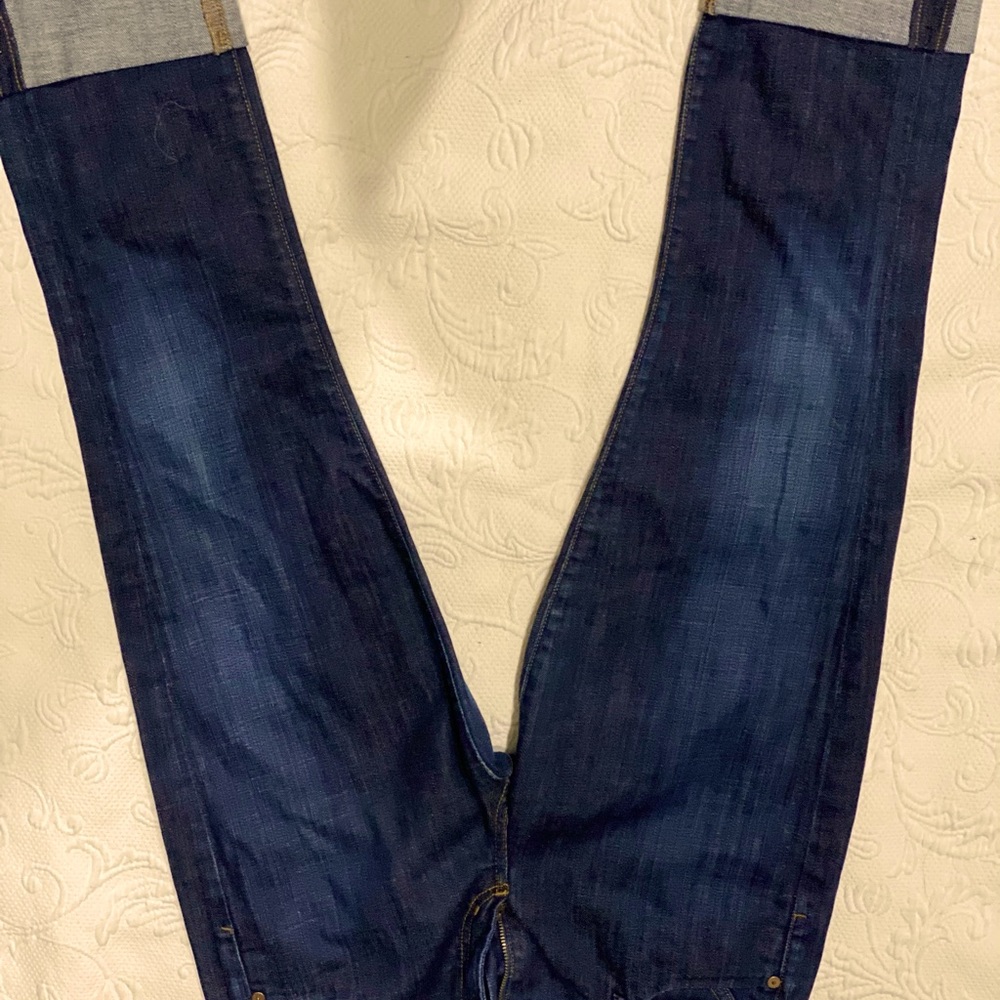 AG demon size 28 crop with cuff